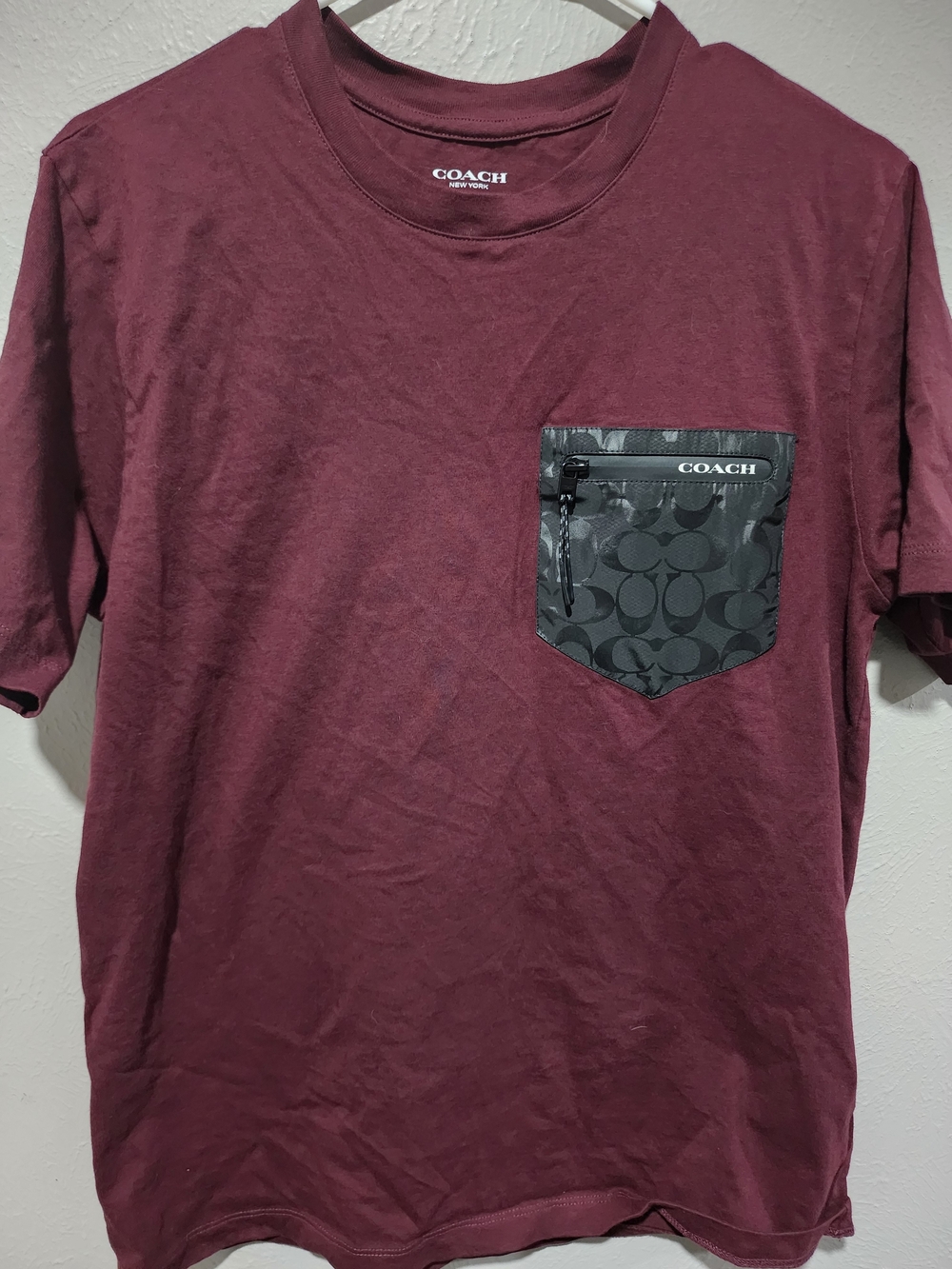 Coach Men’s Burgundy T-Shirt Medium Short Sleeve Signature Canvas Pocket